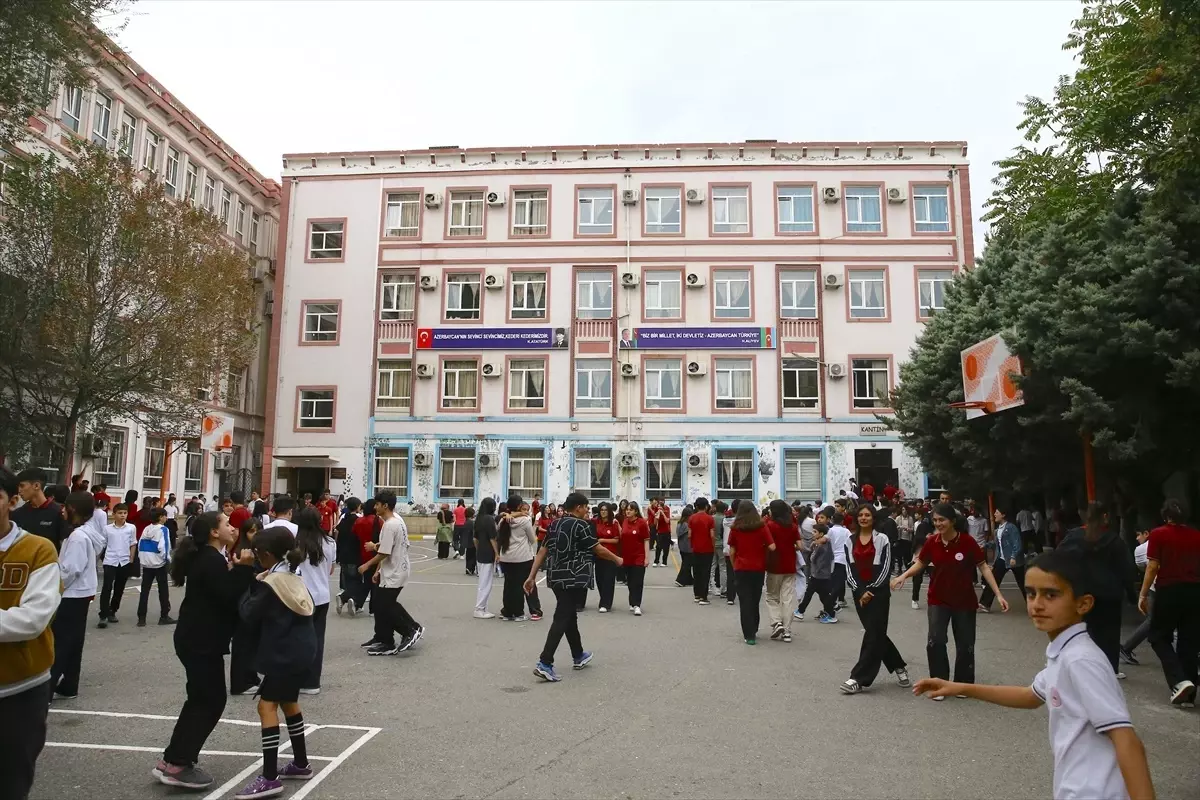 Bakü Türk Anadolu Lisesi’nden Başarı Açıklaması