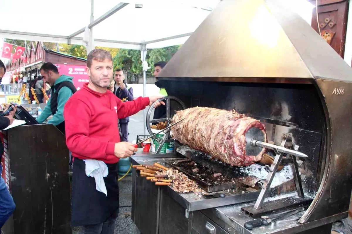 Batman Gastronomi Festivali’nde Çağ Kebap Fırtınası