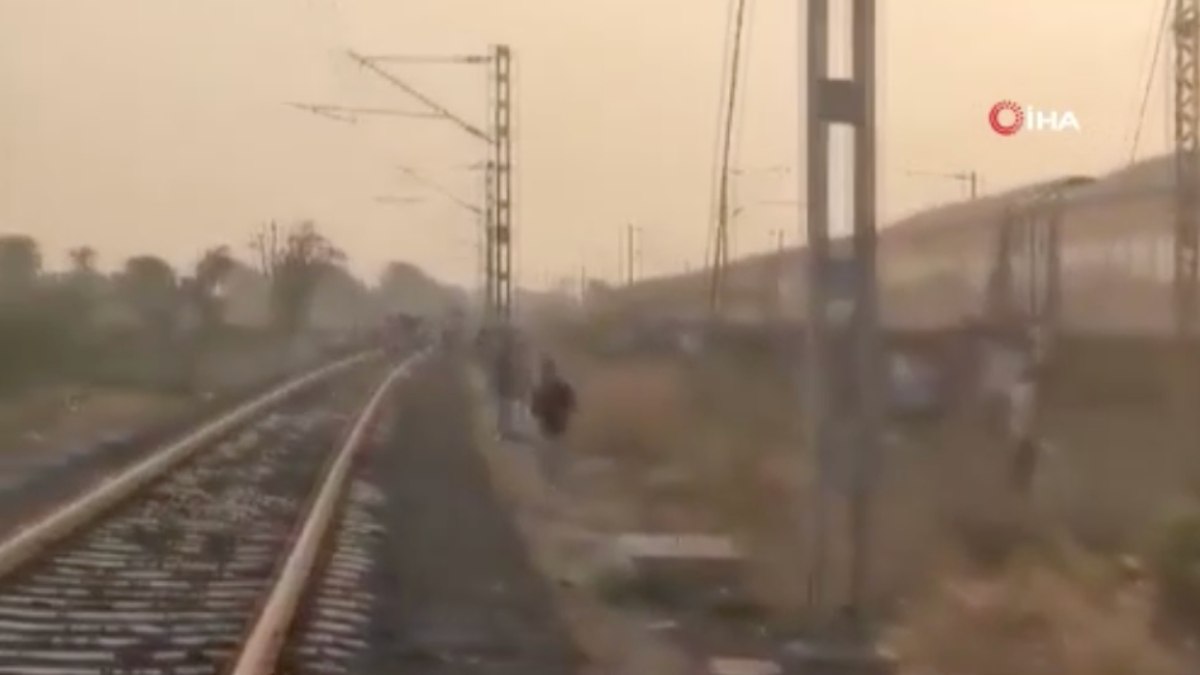 Hindistan’da tren kazası: 11 can kaybı, 5 yaralı